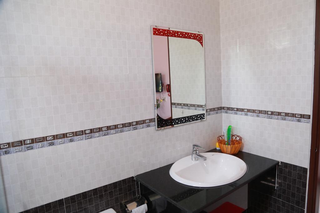 Ban Mai Hotel 66 Phan Thiết Chambre photo